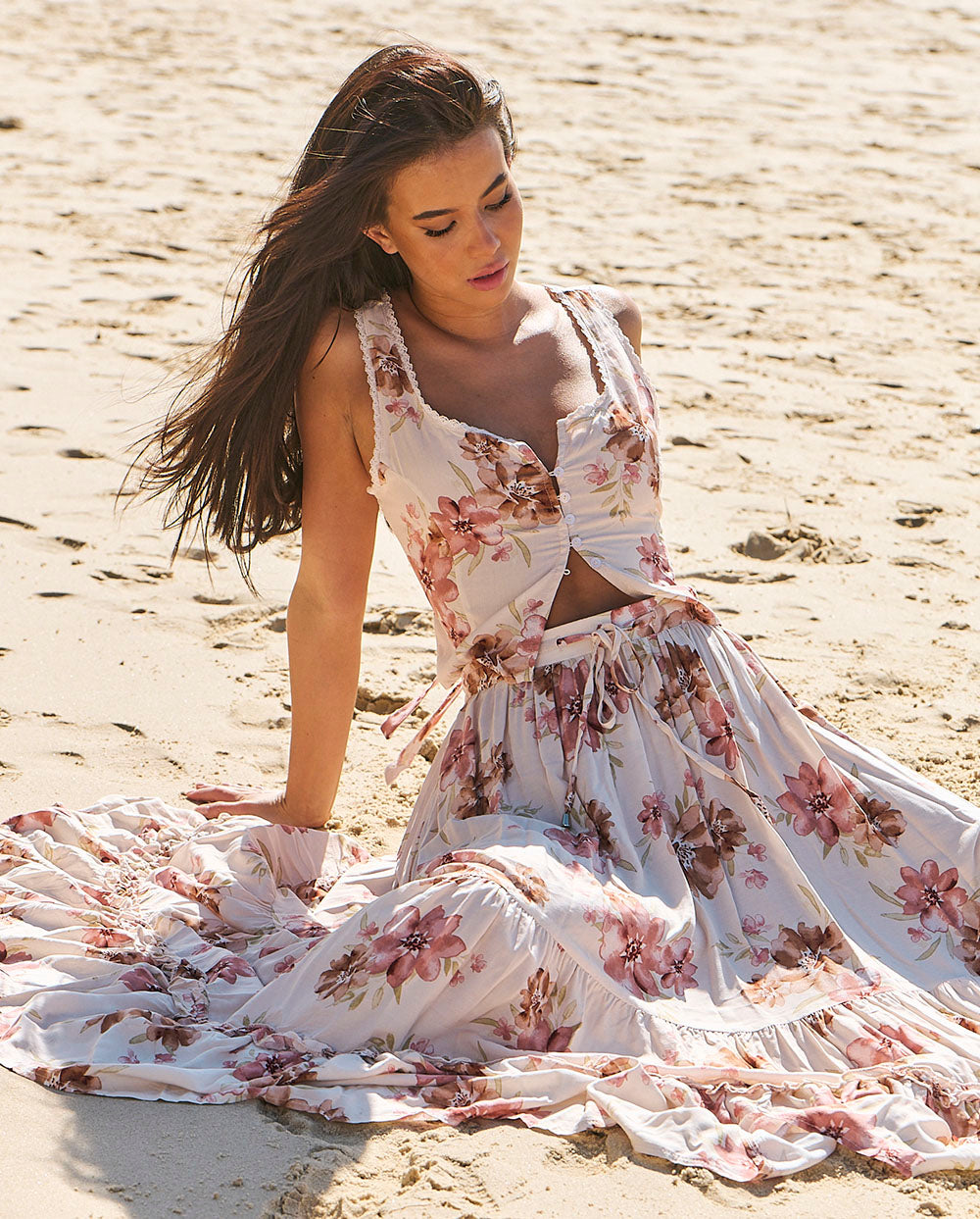 Blusa sin mangas con botones y estampado floral para verano