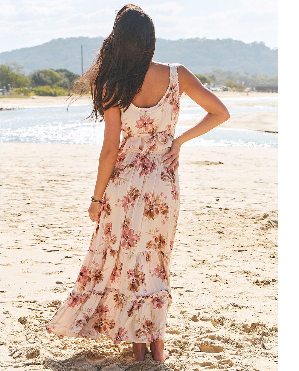 Blusa sin mangas con botones y estampado floral para verano