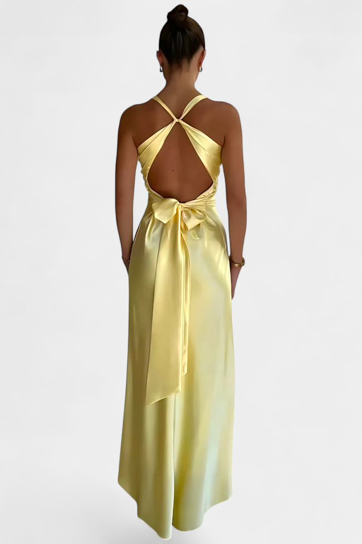 Dolores Vestido Elegante con Cintura Torcida y Escote en V
