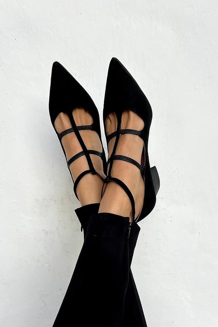 BENEDETTA | ELEGANTES BAILARINAS CON CORDONES EN PUNTA PARA UN LOOK SOFISTICADO