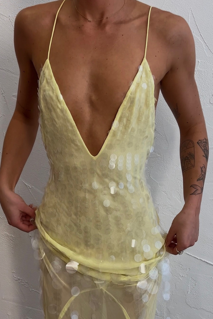 Aaliyah | Vestido Maxi Sin Mangas con Escote en V
