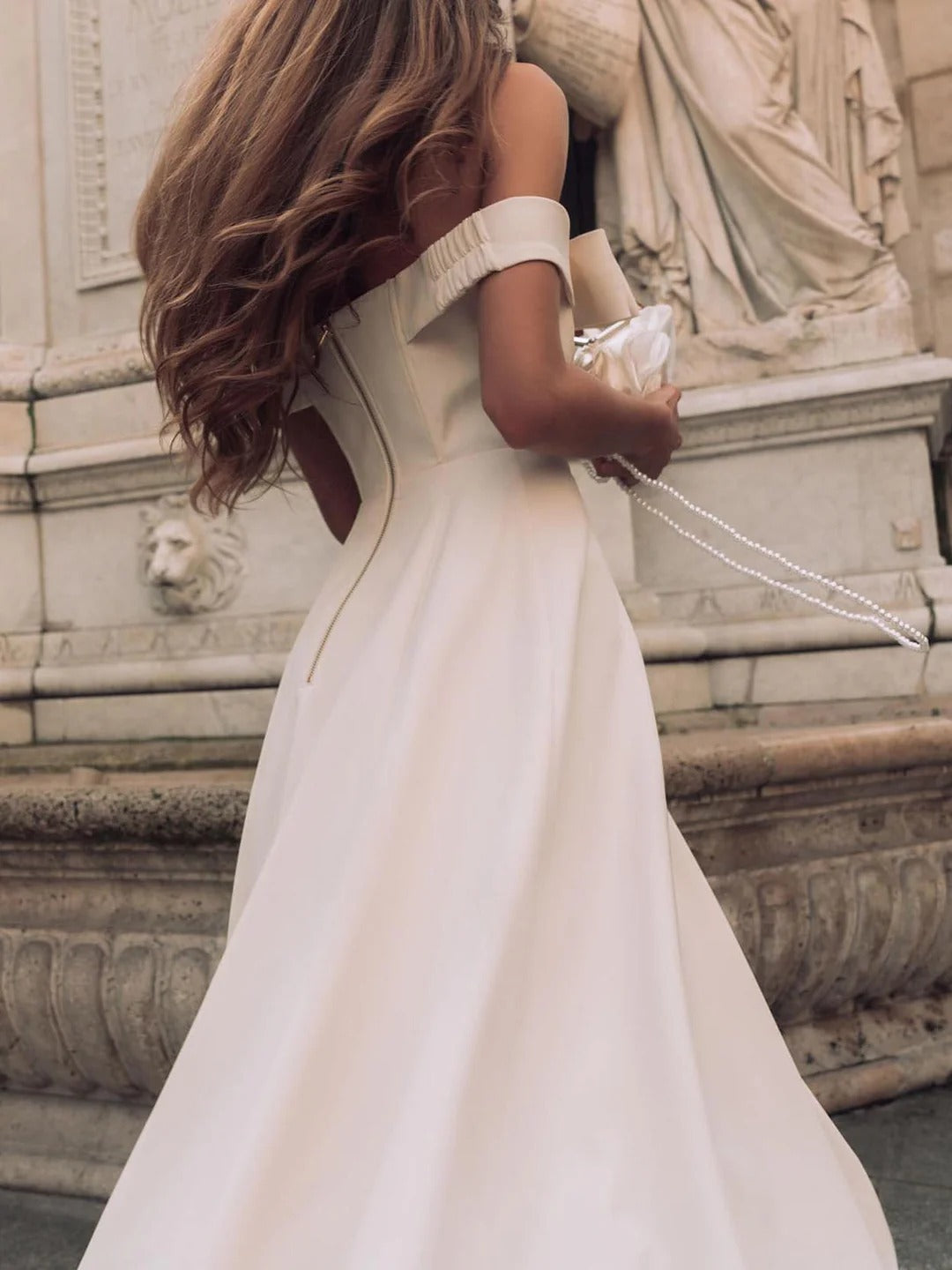 VESTIDO ELEGANTE MOONBLANC