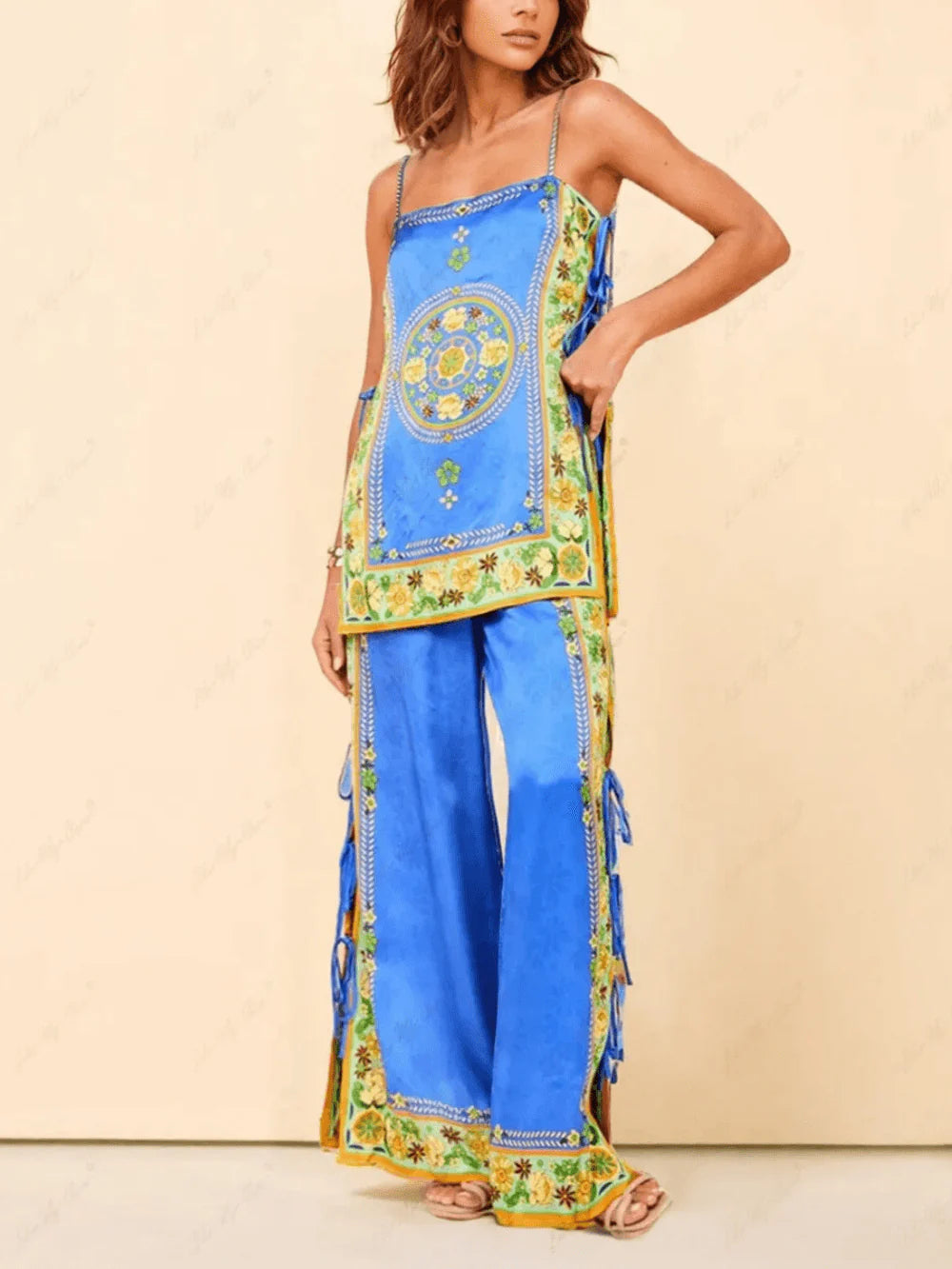 CONJUNTO MOSAICO – ELEGANCIA Y ESTILO EN UN DISEÑO ÚNICO