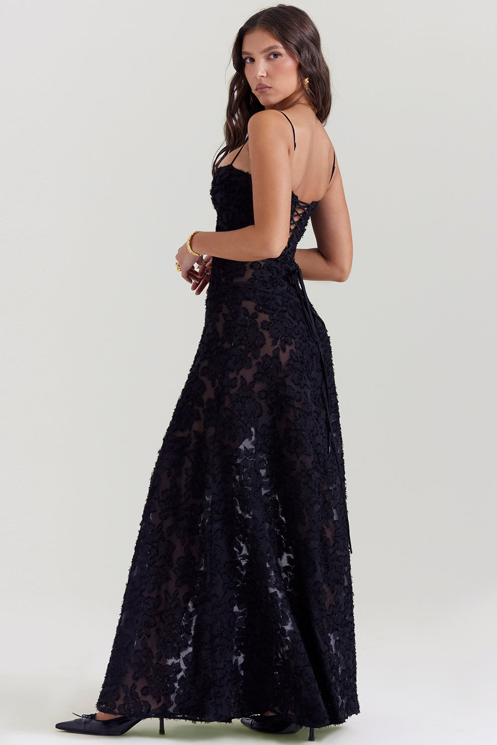 NAYA VESTIDO ROMÁNTICO Y ELEGANTE