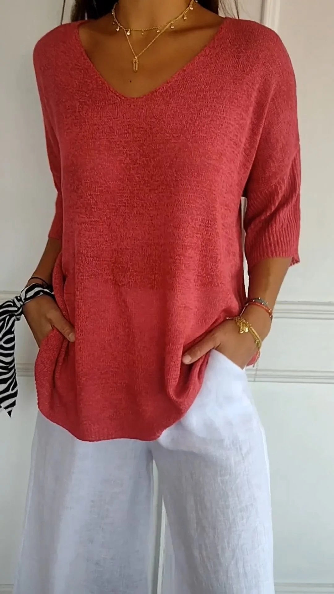 Top da donna in maglia con scollo a V, semplice e aderente