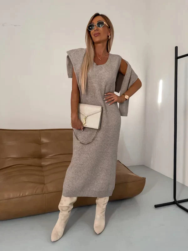 CONJUNTO MODERNO DE VESTIDO ELEGANTE Y SUÉTER DE CUELLO ALTO