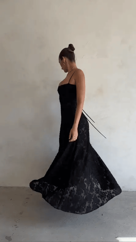 NAYA VESTIDO ROMÁNTICO Y ELEGANTE
