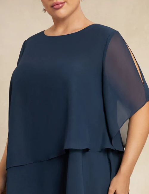 CONJUNTO DE DOS PIEZAS CON ESTILO CASUAL Y TOQUES MODERNOS