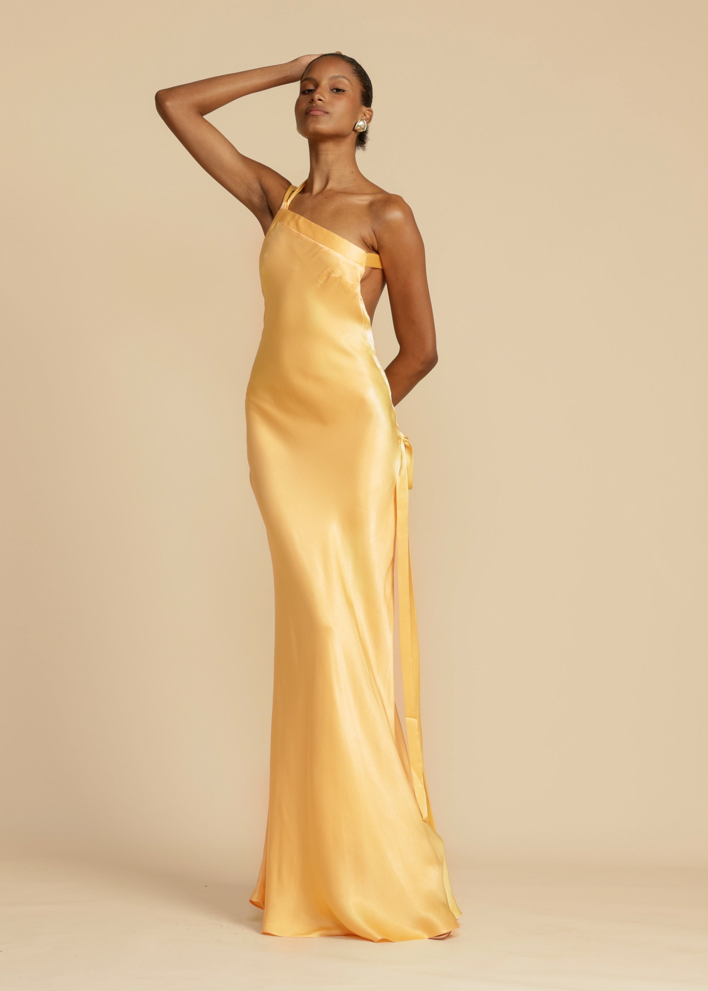 IRENE  VESTIDO DORADO ELEGANTE