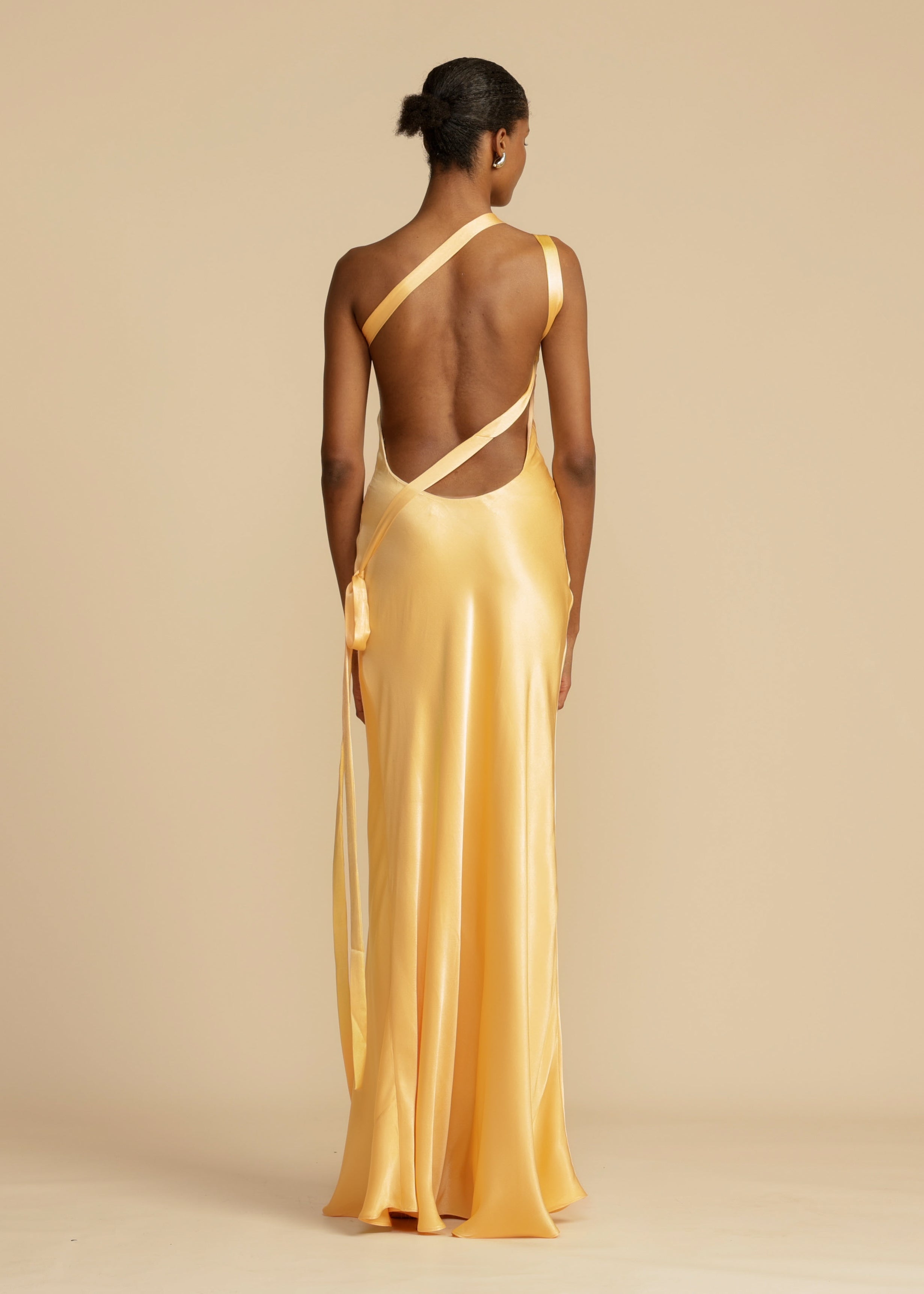 IRENE  VESTIDO DORADO ELEGANTE