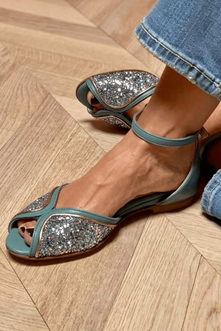 Brigitta™ | Sandalias planas con glitter elegantes y cómodas