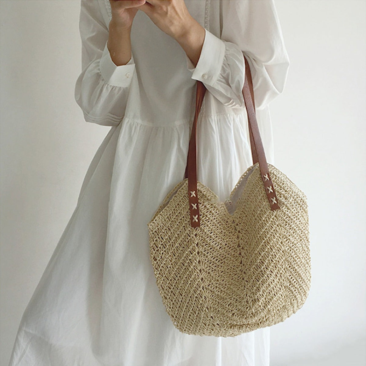 BOLSO  GRANDE DE HOMBRO TIPO HOBO DE PAJA PARA MUJER