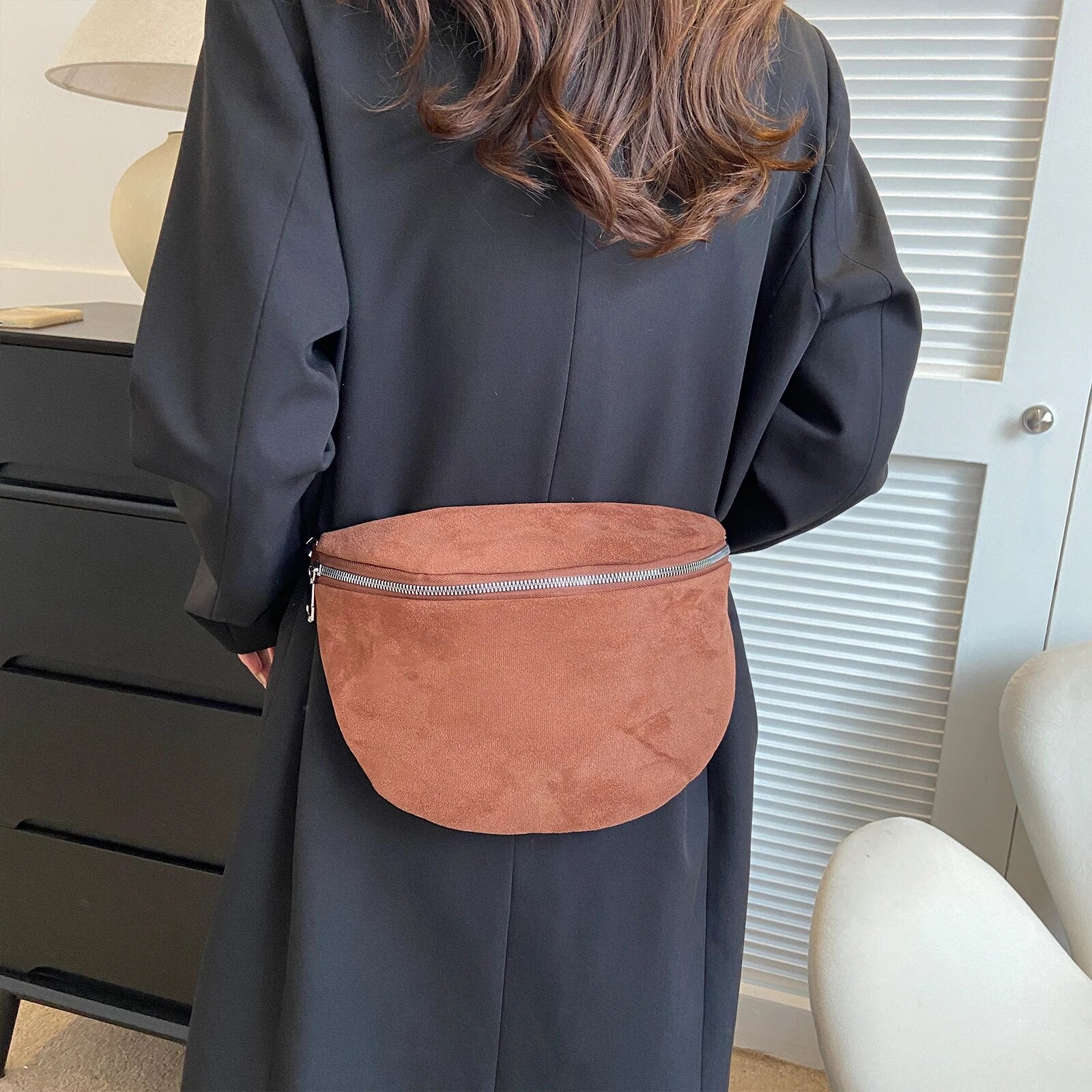 BOLSO MARINA – RIÑONERA CON CORREA ANCHA AJUSTABLE