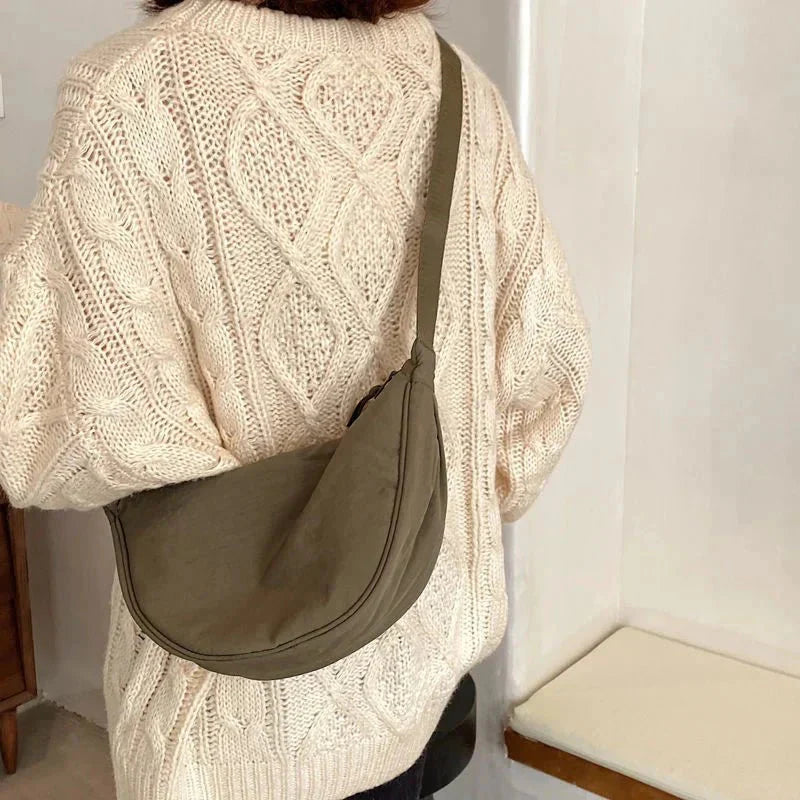 CROSSBODY BOLSO - ADJUSTABLE STRAP - ZIPPER - HALF MOON BOLSO - BUM BOLSO