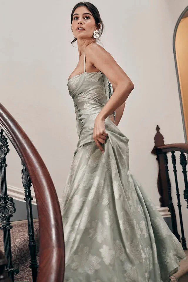 NAYA VESTIDO ROMÁNTICO Y ELEGANTE