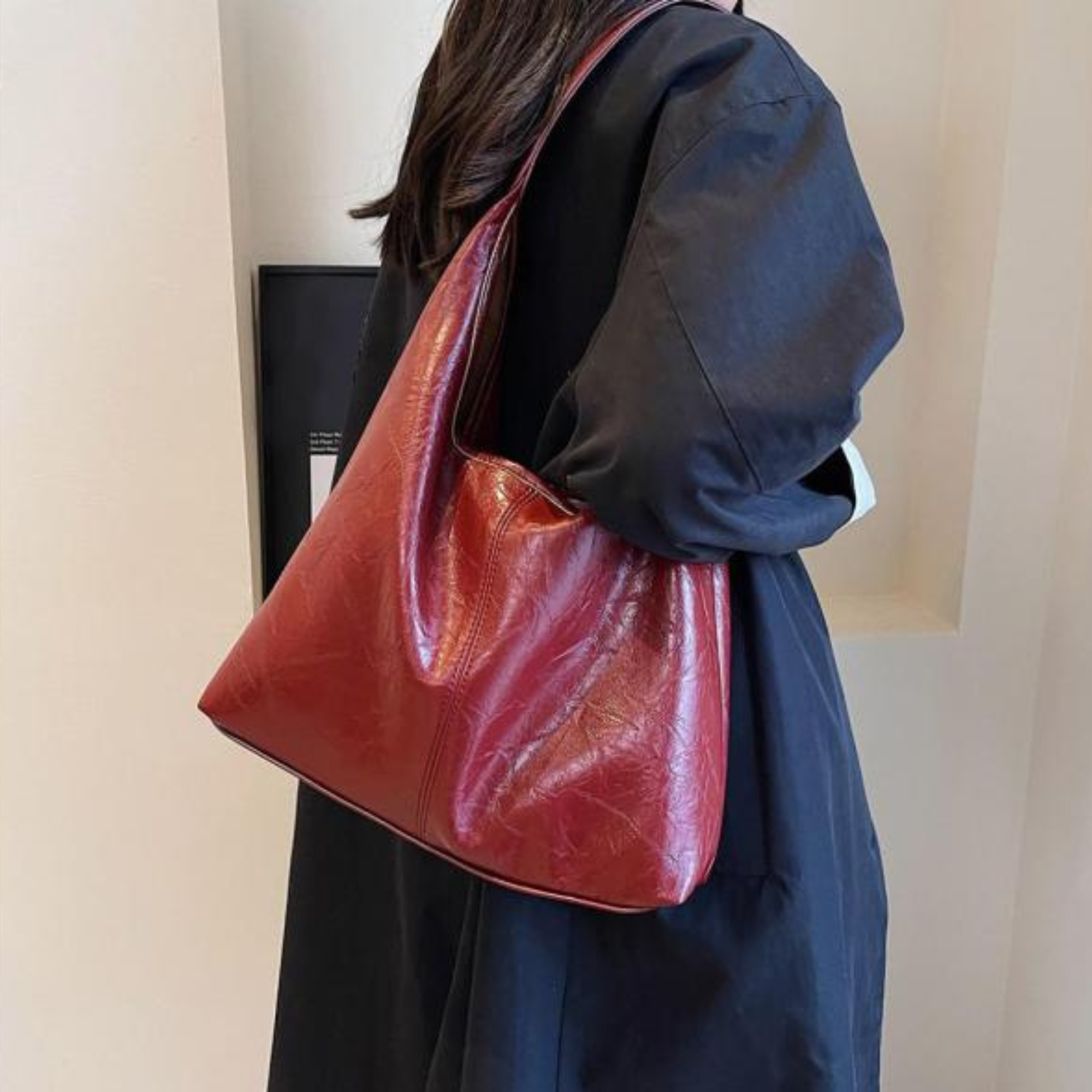 BOLSO HOBO GRANDE DE HOMBRO EN POLIPIEL