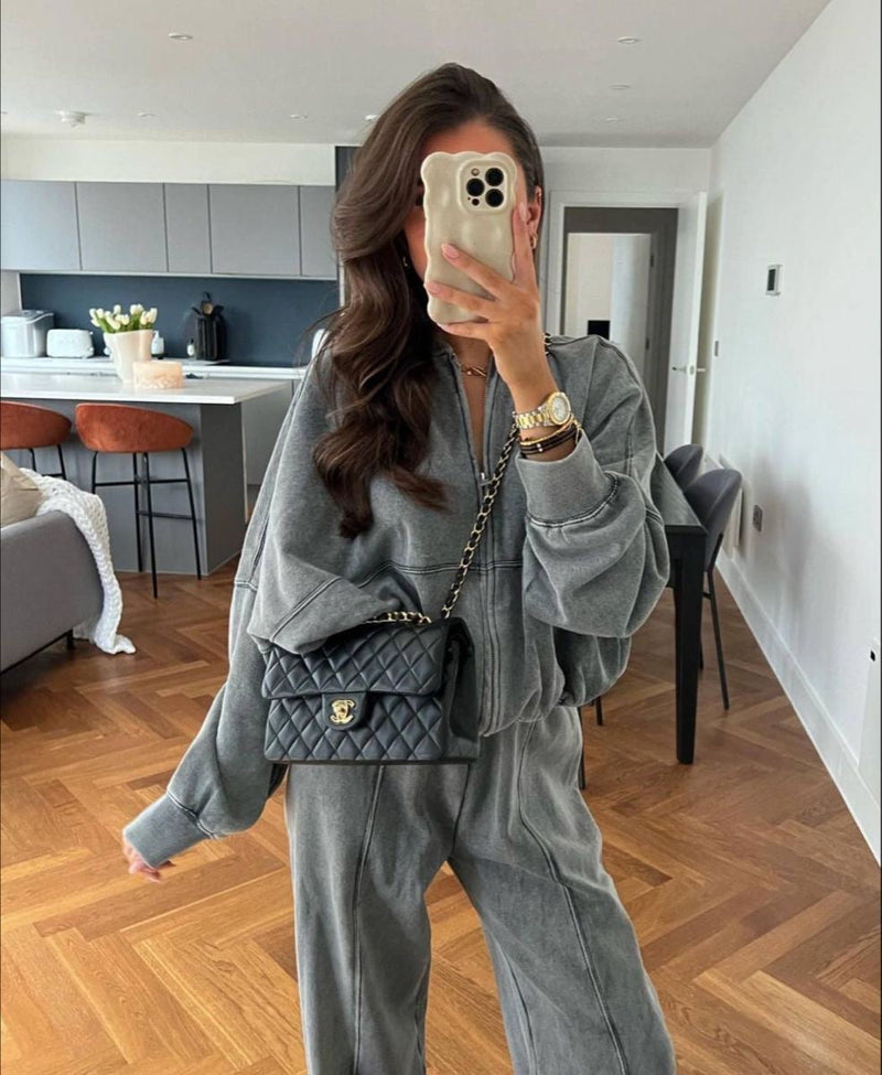 CONJUNTO DEPORTIVO CASUAL MUJER CON CHAQUETA CREMALLERA Y PANTALÓN ACAMPANADO