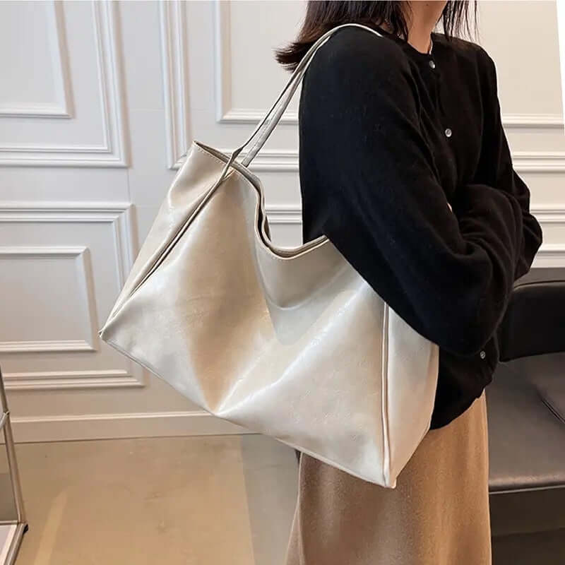 BOLSO ISADORA – GRANDE DE HOMBRO EN POLIPIEL VEGANA