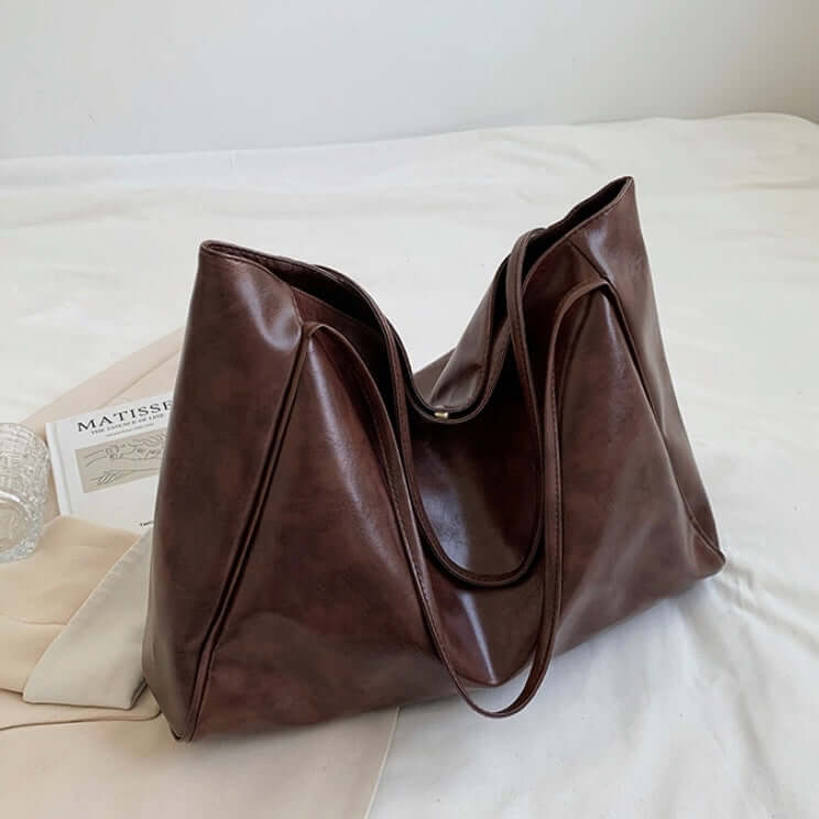 BOLSO ISADORA – GRANDE DE HOMBRO EN POLIPIEL VEGANA