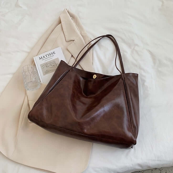 BOLSO ISADORA – GRANDE DE HOMBRO EN POLIPIEL VEGANA