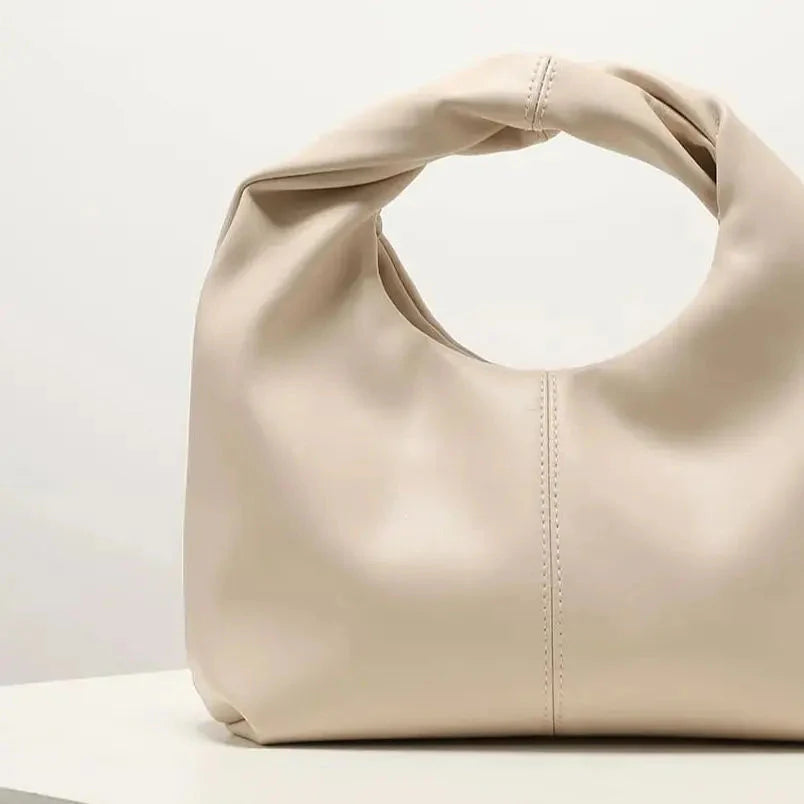 BOLSO VERONA CUADRADO EN POLIPIEL CON NUDO Y TAMAÑO PEQUEÑO DE MANO