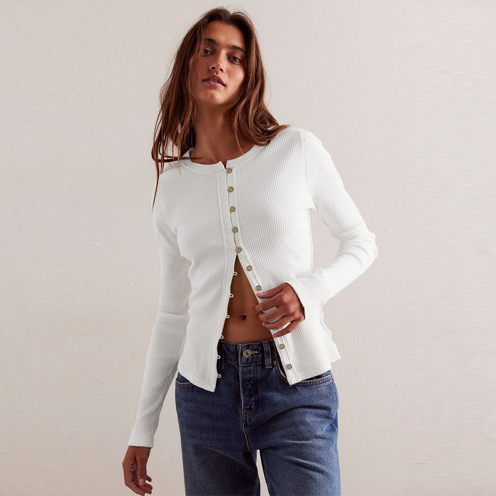 CARDIGAN ELEGANTE DE MUJER – BOTONES DECORATIVOS Y ESTILO MODERNO