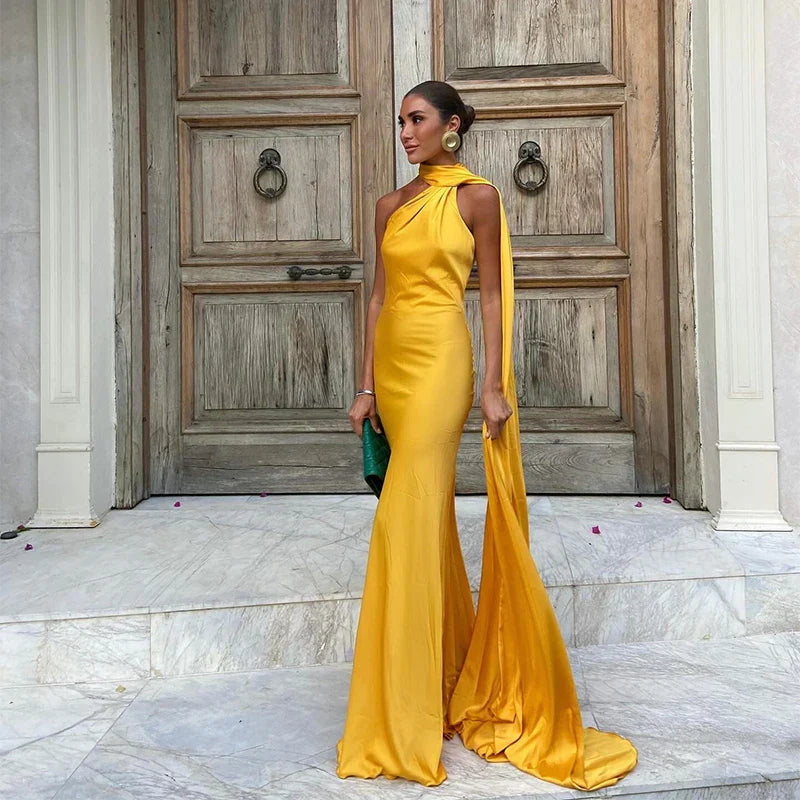 Stella | Vestido de Capa Atemporal