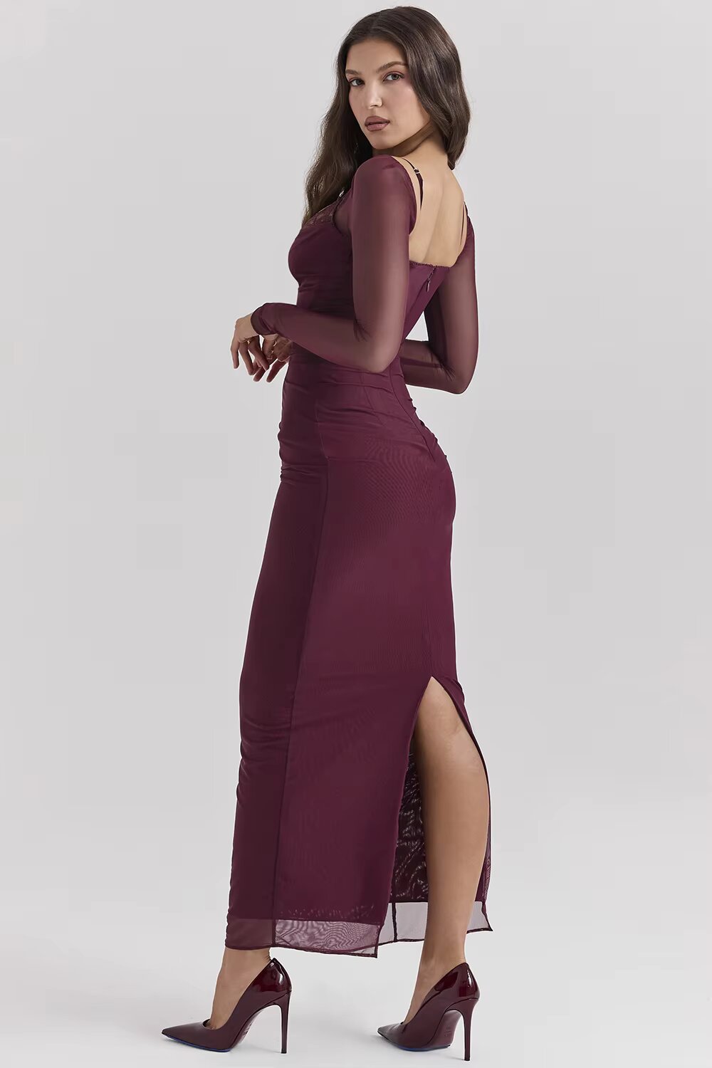 MARA VESTIDO LARGO CON GLAMOUR