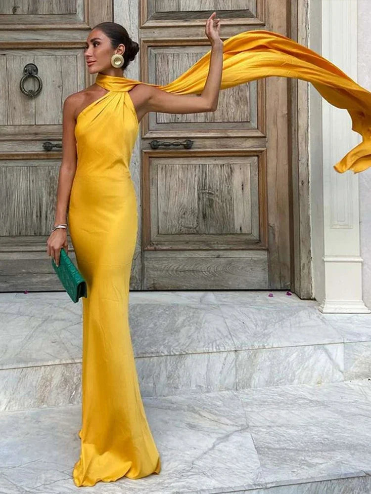 Stella | Vestido de Capa Atemporal