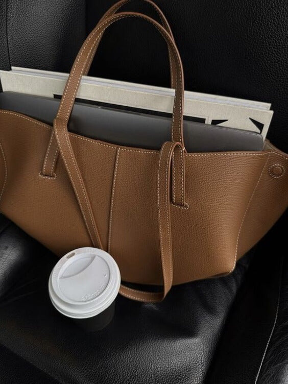 BOLSO CELESTE – SHOPPER GRANDE DE HOMBRO EN POLIPIEL
