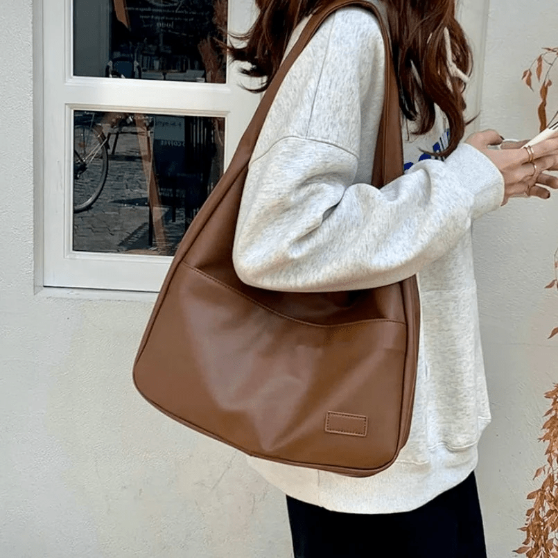 BOLSO ELENA – SHOPPER GRANDE DE HOMBRO CON UNA SOLA CORREA EN POLIPIEL