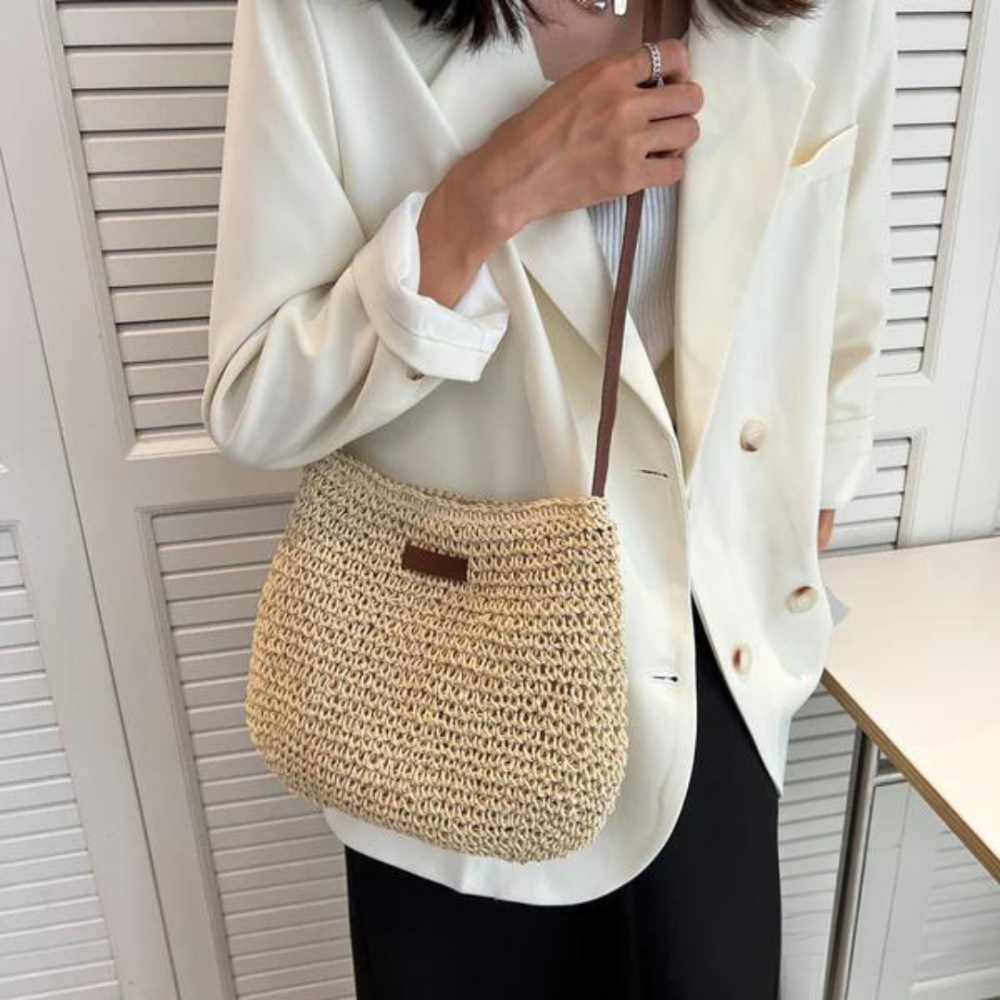 BOLSO MARILYIN CON CREMALLERA Y CORREA AJUSTABLE