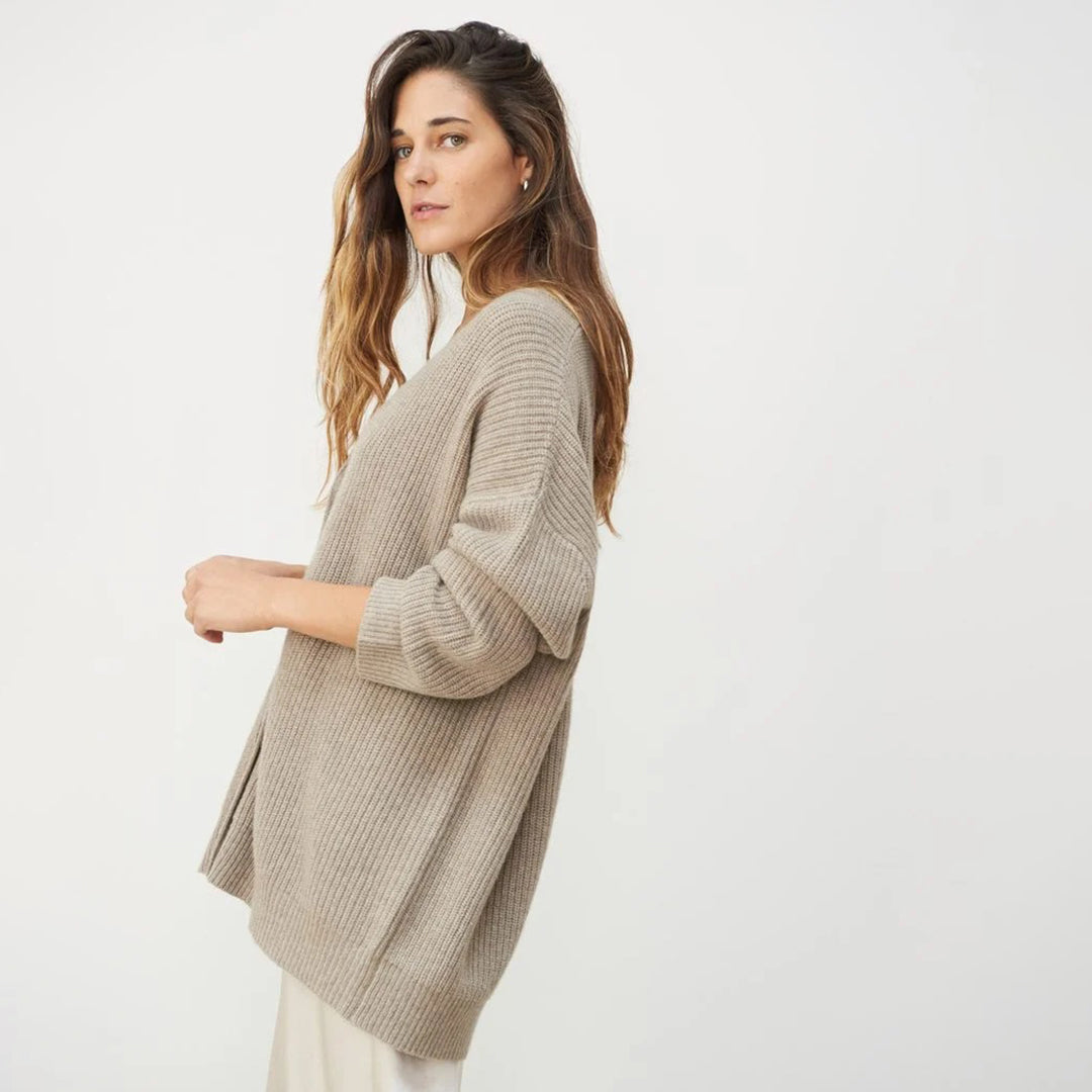CARDIGÁN OVERSIZE DE CASHMERE – LUJO LIGERO Y SUAVE