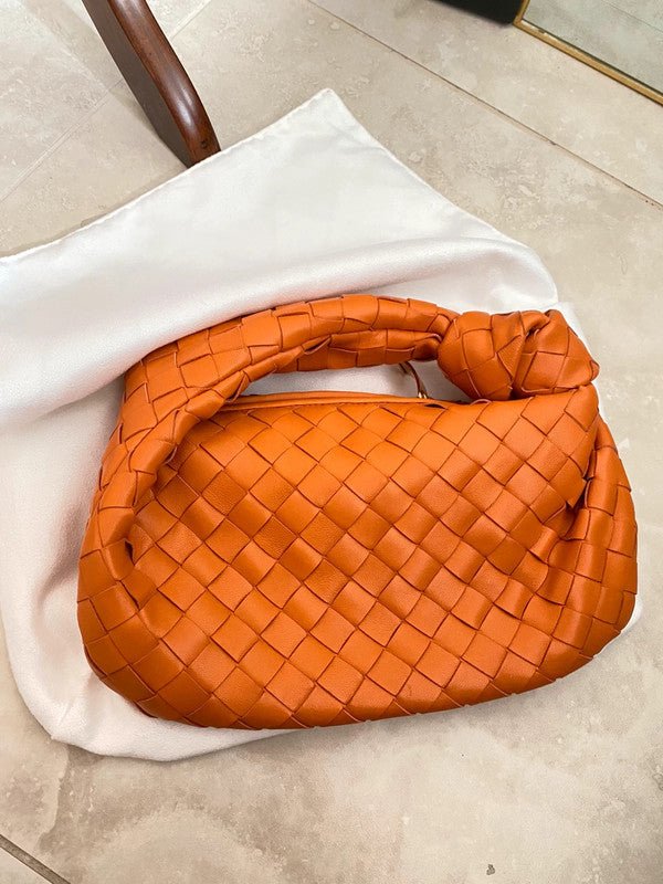 BOLSO CAMILA – PEQUEÑO TEJIDO CON CIERRE DE CREMALLERA Y NUDO DE MANO