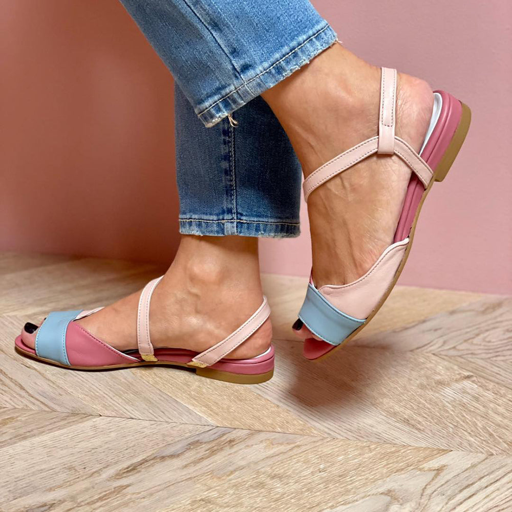 ELLELA™ | SANDALIAS ROSAS ASIMÉTRICAS CON BLOQUES DE COLOR