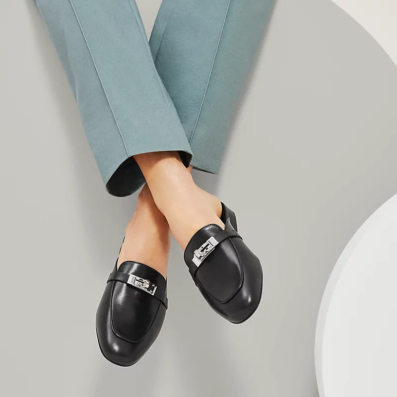Épure™ | Mules elegantes de piel con detalle metálico
