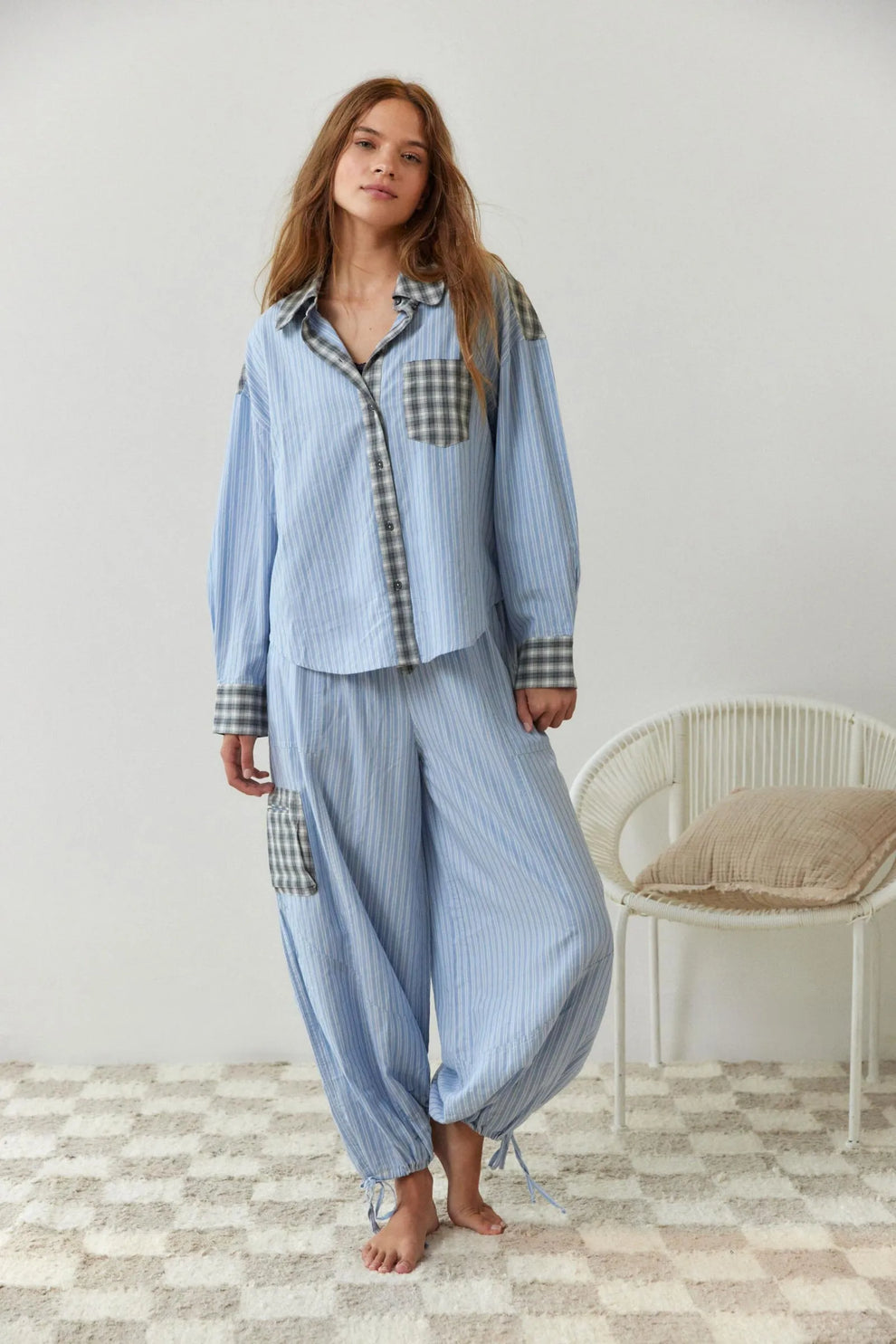 Conjunto de pijama para mujer de dos piezas con diseño a cuadros