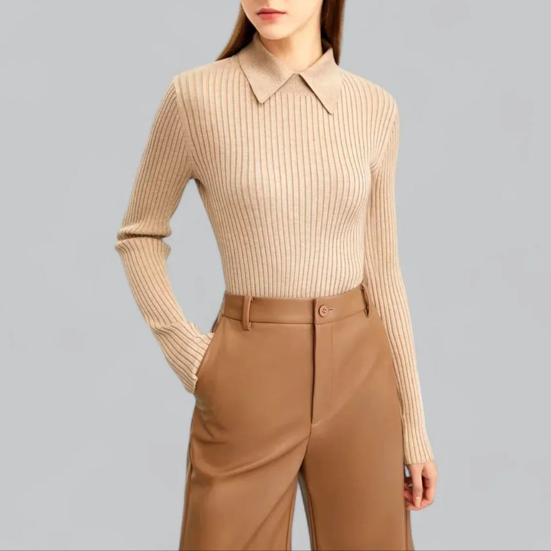 POLO DE MUJER ACANALADO DE MANGA LARGA – ELEGANTE Y VERSÁTIL