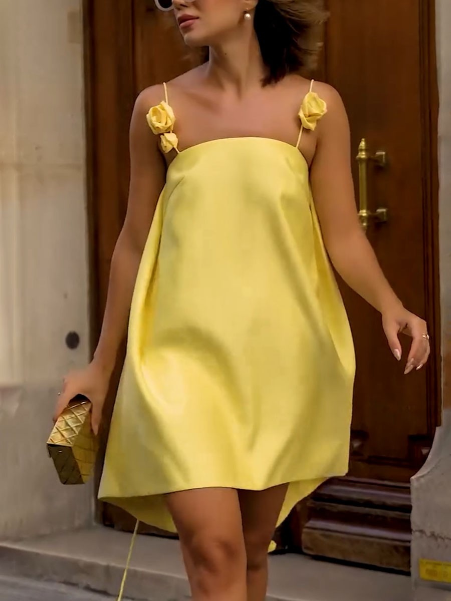 SUNBLOOM VESTIDO MINI AMARILLO CON TIRANTES FLORALES ELEGANTES
