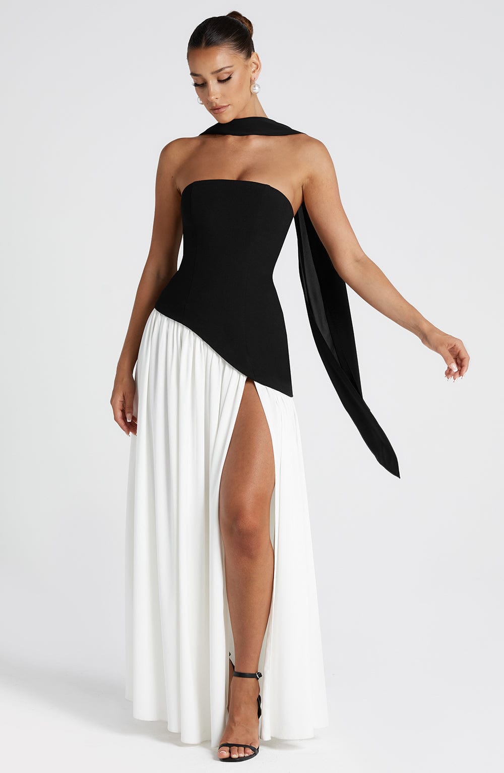 Isabella | Vestido de Silueta Audaz