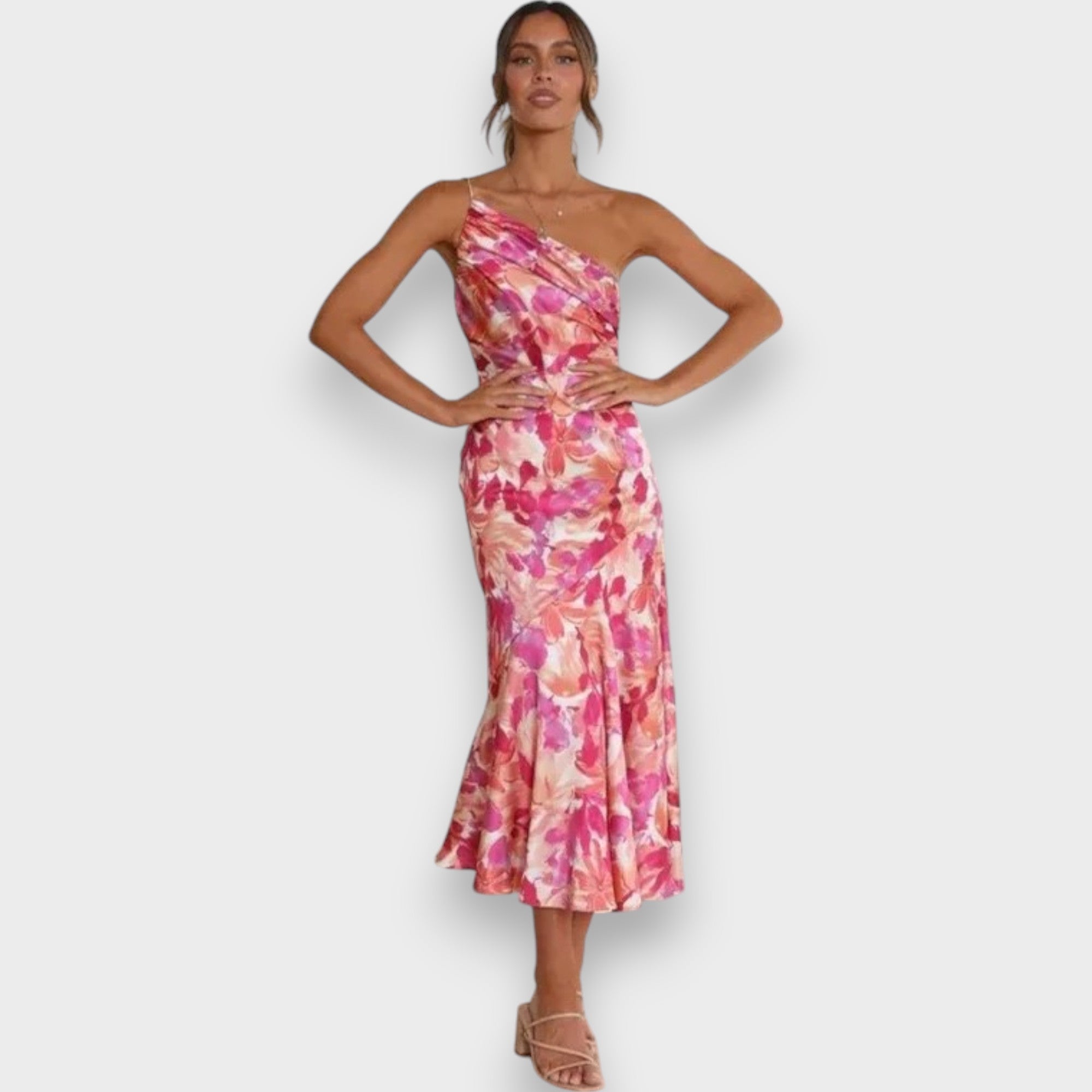 Celie™ | Vestido Floral de Escote Asimétrico