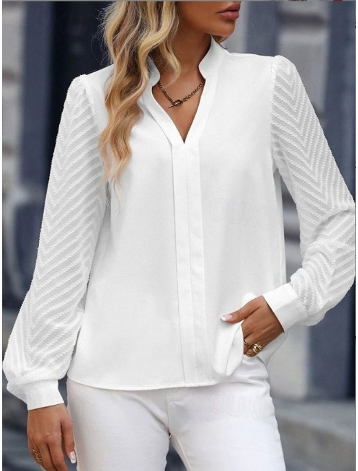 Elegante top estivo con scollo a V - Janina